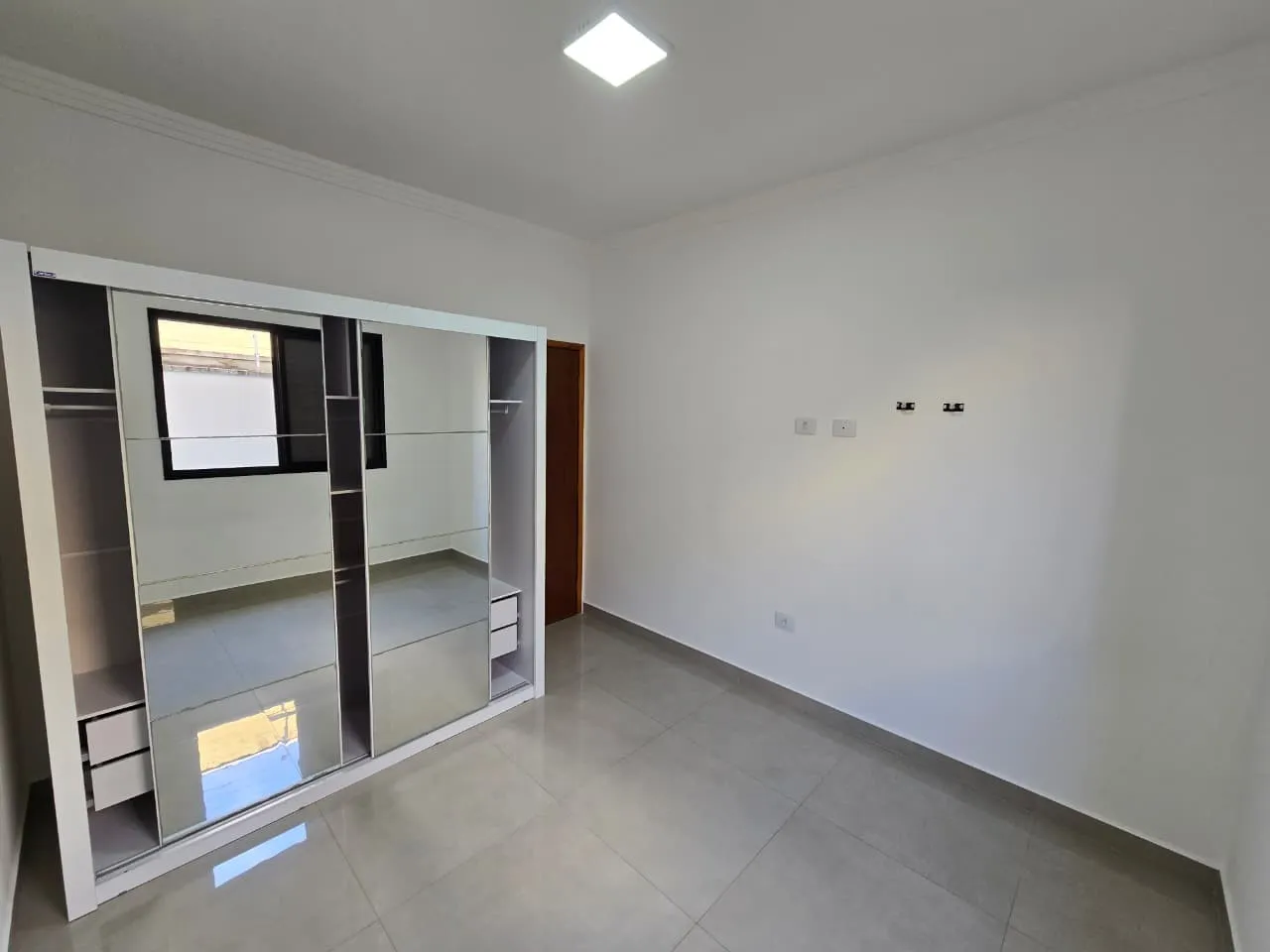 Imagem Casa para Venda em Peruíbe, Parque Balneário Oasis, 3 dormitórios, 1 suíte, 2 banheiros, 2 vagas