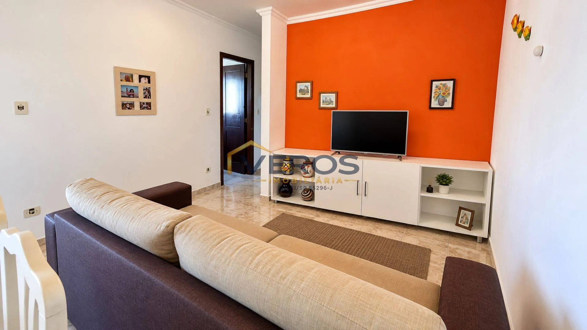 Imagem Apartamento a venda com 3 quartos a 300m da praia Martim de Sá em Caraguá