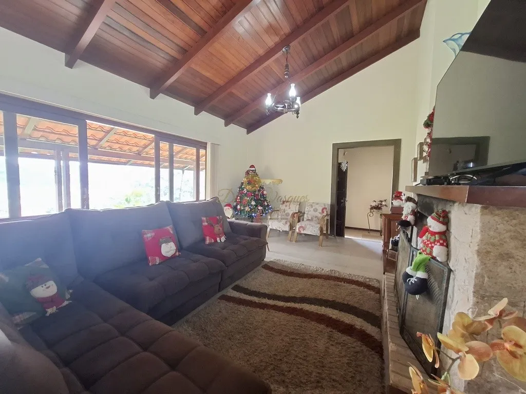 Imagem Casa para Venda em Teresópolis / RJ no bairro Fazendinha
