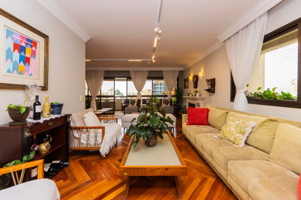 Imagem Apartamento para venda em Vila Andrade com 6 quartos, sendo 4 suítes, 250m2