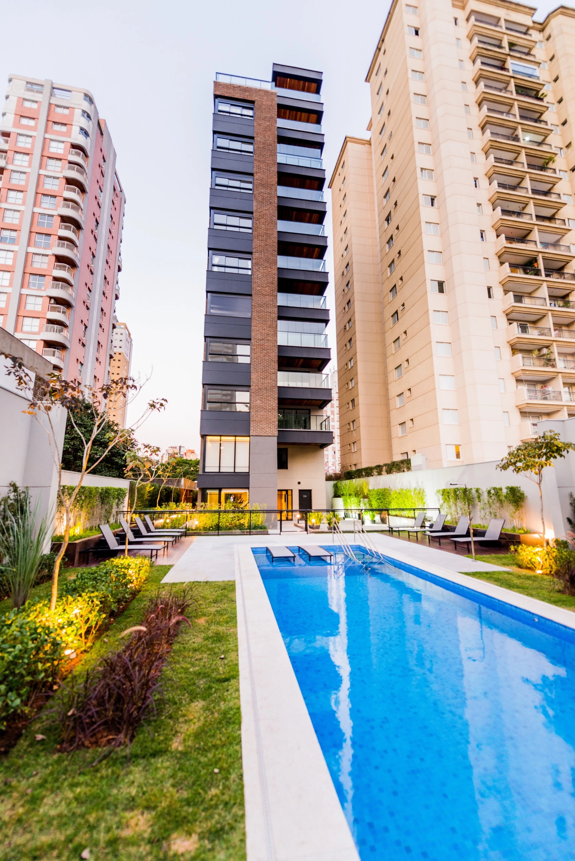 Foto do imóvel: Apartamento com 2 Quartos para Alugar, 70 m² em Rua Padre Carvalho, nº 348. Pinheiros, São Paulo - SP