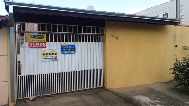 Imagem Casa à venda 2 Quartos, 3 Vagas, 200M², Parque das Palmeiras, Pindamonhangaba - SP