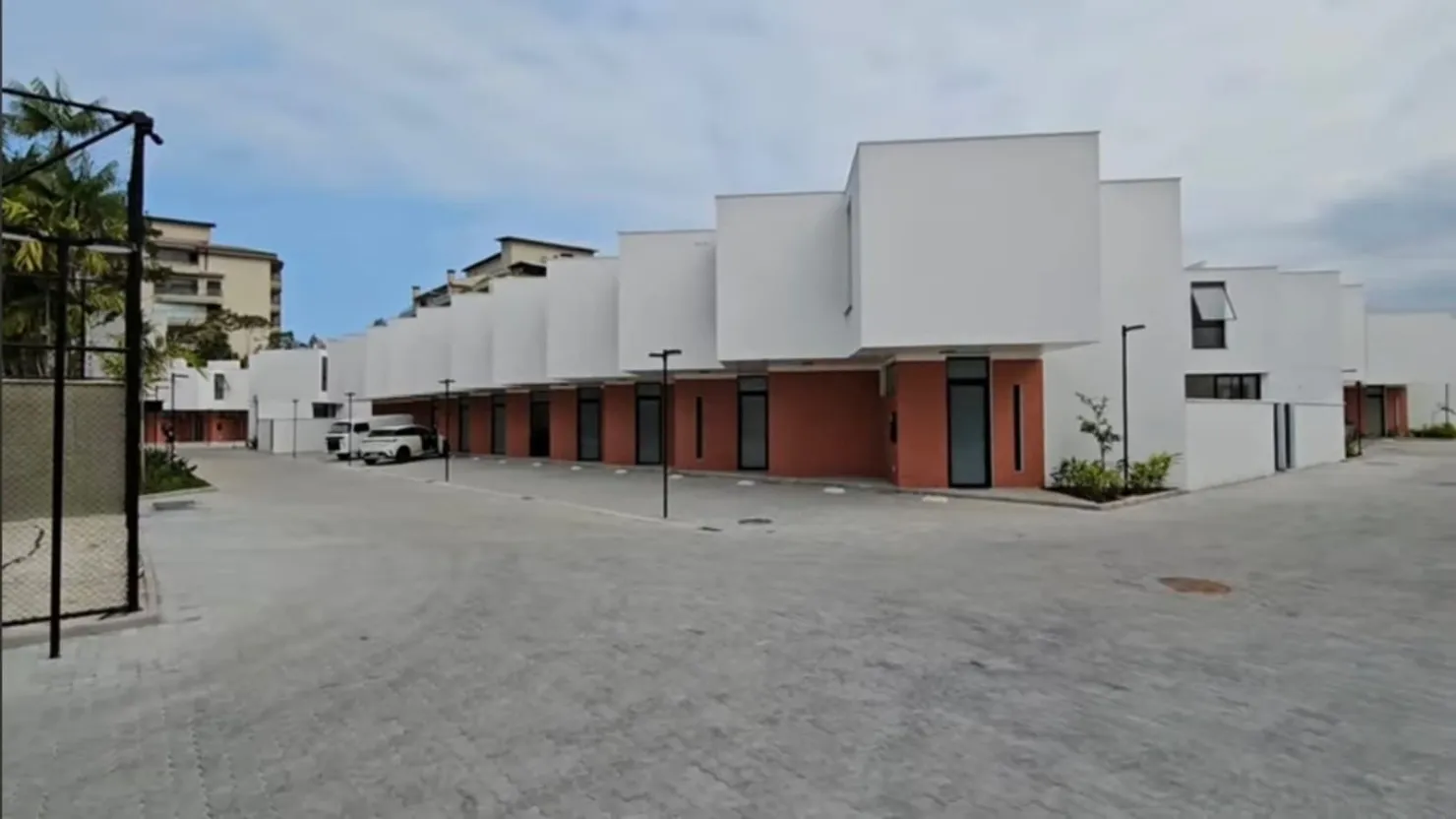 Imagem Casa em Condomínio com 2 Suítes Planejada e Mobiliada, com Lazer Completo e Localização Privilegiada no Itaguá