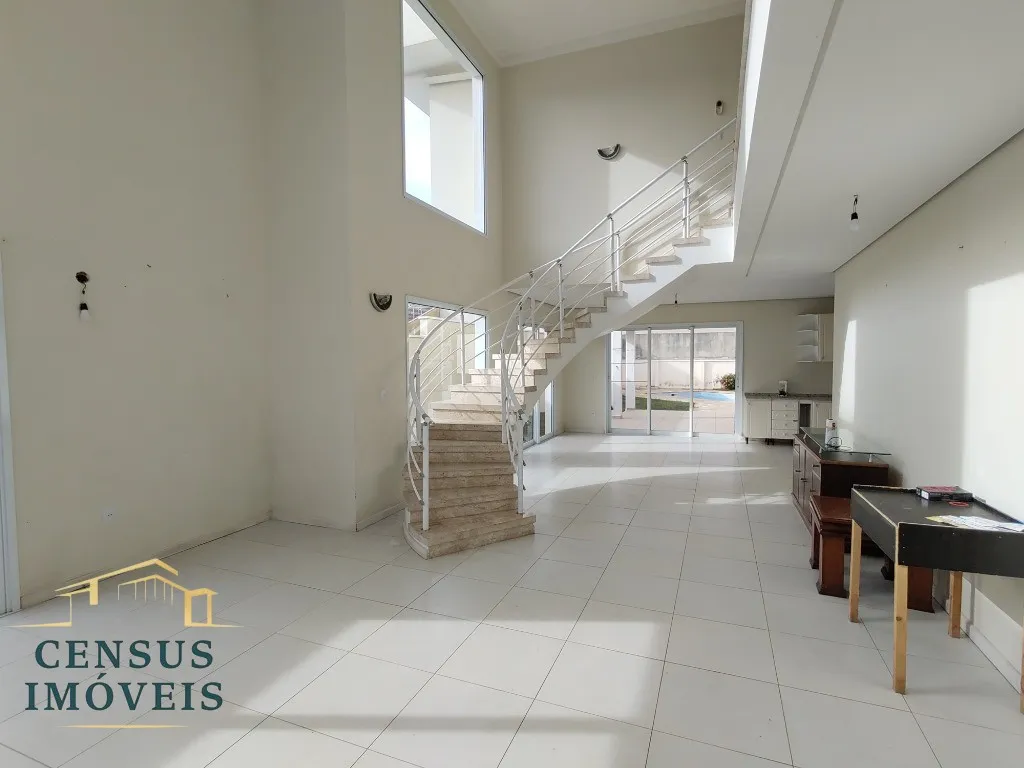 Foto do imóvel: Residência Impecável no Jardim Panorama: 3 Quartos, 2 Suítes, 3 Salas, 4 Banheiros, 4 Vagas de Garagem, 316, 64m² - Vinhedo-SP em Jardim Panorama