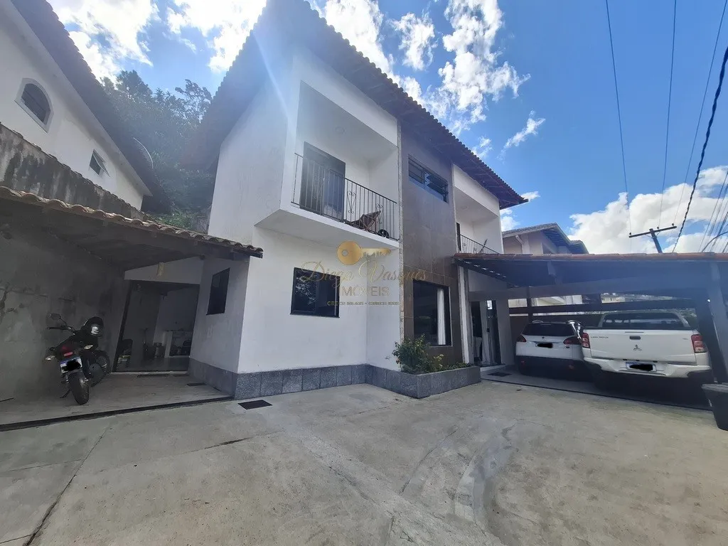 Foto do imóvel Casa para Venda em Teresópolis / RJ em Estrada Arakem