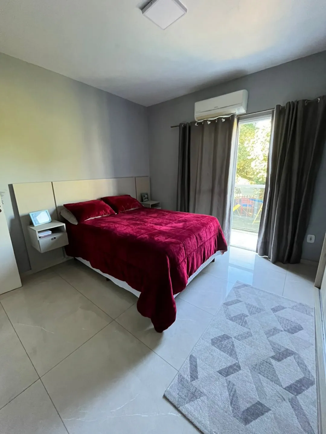 Imagem Casa Residencial com Piscina em Santa Isabel, Viamão - Venda