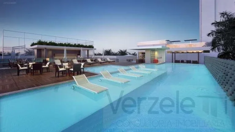 Imagem Apartamento 4 ou + dormitórios para Venda em Balneário Camboriú / SC no bairro Centro