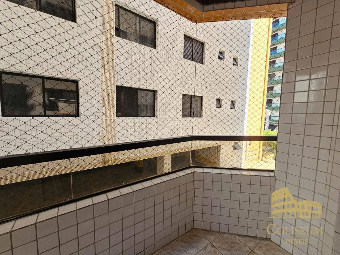 Imagem Apartamento com 2 dormitórios para alugar, 90 m² por R$ 3.350,00/mês - Vila Assunção - Praia Grande/SP