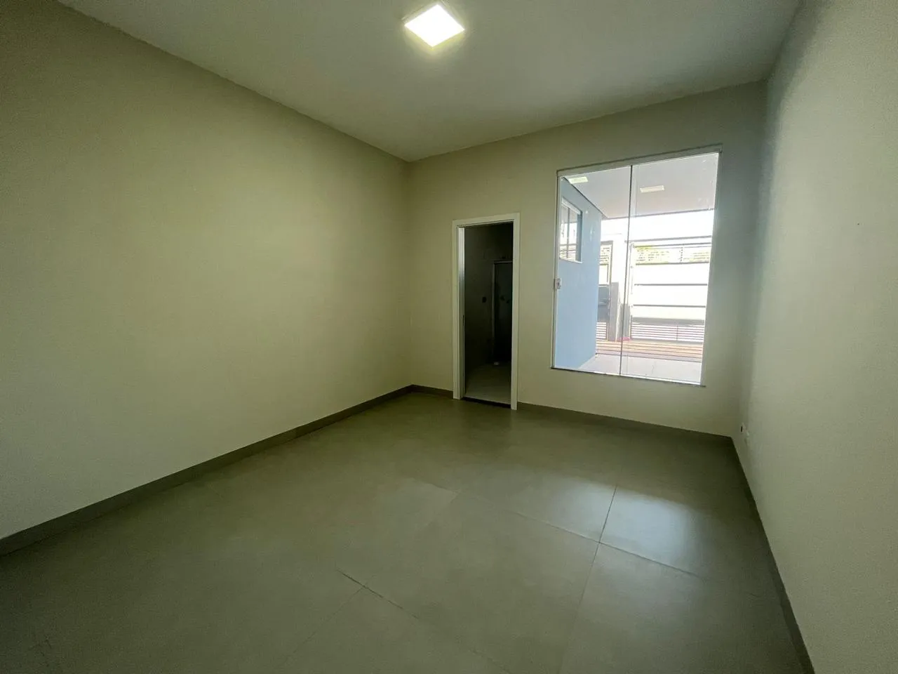 Imagem Casa 214m Umuarama-PR 242