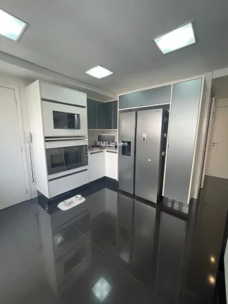 Imagem Apartamento de Alto padrão de 4 quartos com 4 suítes e 5 vagas no Campo Belo de 380m²