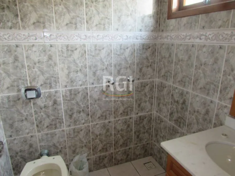 Imagem Casa Condominio para Venda - 383.4m², 5 dormitórios, sendo 2 suites, 3 vagas - Nonoai