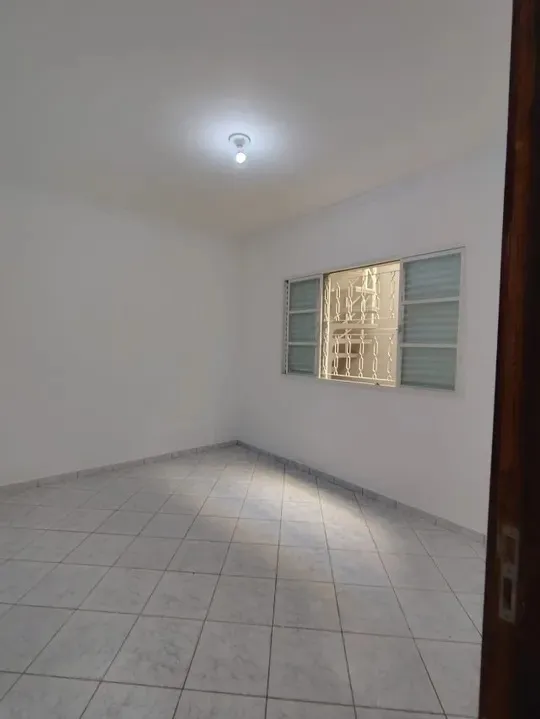 Imagem Oportunidade Única! Casa Residencial com 2 Quartos, Churrasqueira e Salão de Festas em Sorocaba, SP
