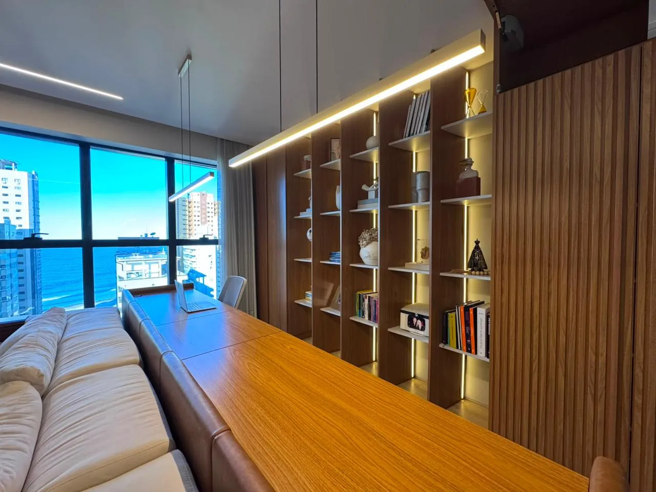 Imagem Apartamento com vista para o mar à venda com 221.5m2 por R$ 8.500.000,00
