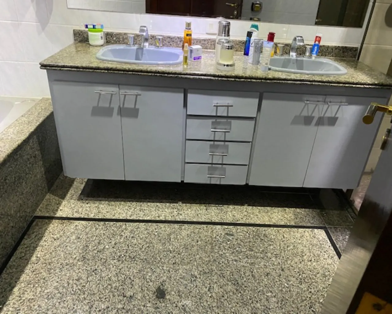 Imagem Apartamento com 4 dormitórios a venda no centro da cidade de Sorocaba/SP.
