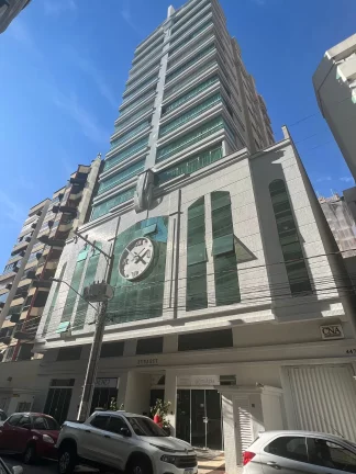Foto do imóvel Edifício Everest em Rua 284 Nº. 447 - Meia Praia