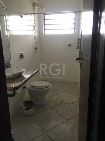Imagem Casa para Venda - 147m², 3 dormitórios, sendo 1 suites, 2 vagas - Ideal
