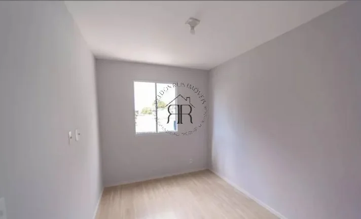 Imagem Este encantador apartamento está localizado na vibrante cidade de São Paulo, oferecendo uma combin...