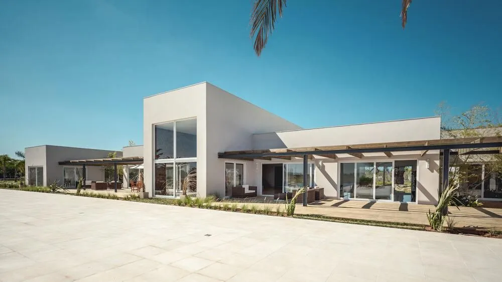 Imagem Terreno em Condomínio à venda em Torres, 373m2