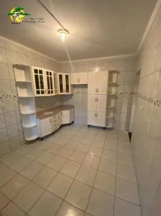 Imagem CASA TÉRREA COM 152M², SENDO 2 DORMS E 4 VAGAS