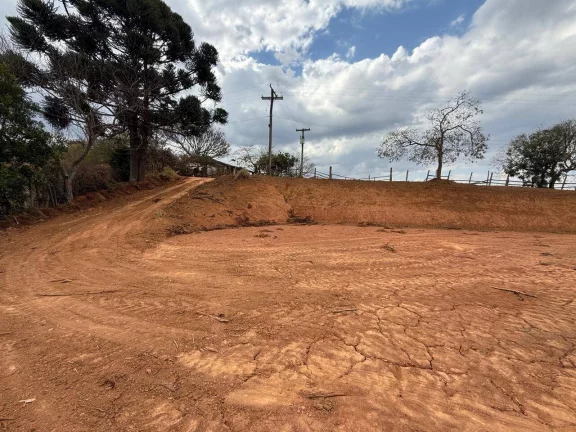 Imagem Terreno 5.000 m² Pé na Água Escritura Joanópolis!!