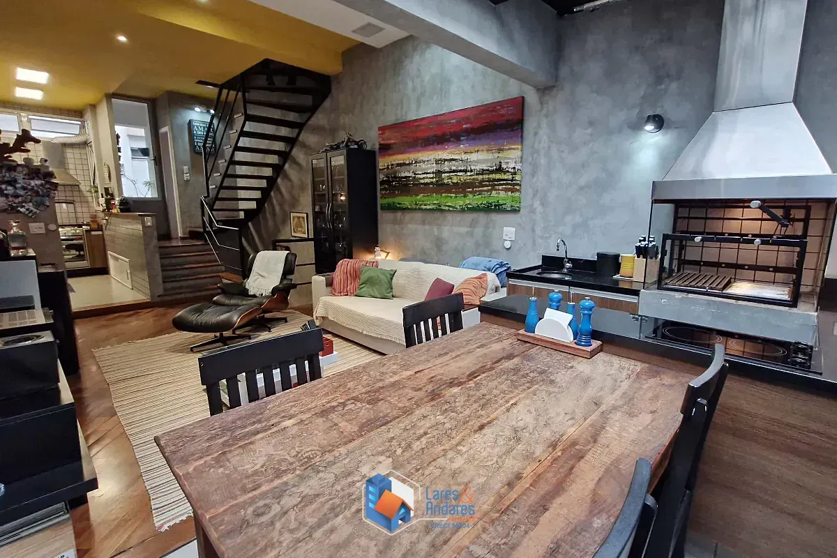 Imagem Casa em condomínio para venda em Real Parque com 2 quartos, sendo 1 suíte, 134m²