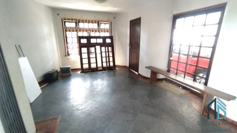 Imagem Casa a venda, 03 quartos c/suíte espaço nos fundos, área de lazer no Barreirinha/Abranches em Curitiba PR