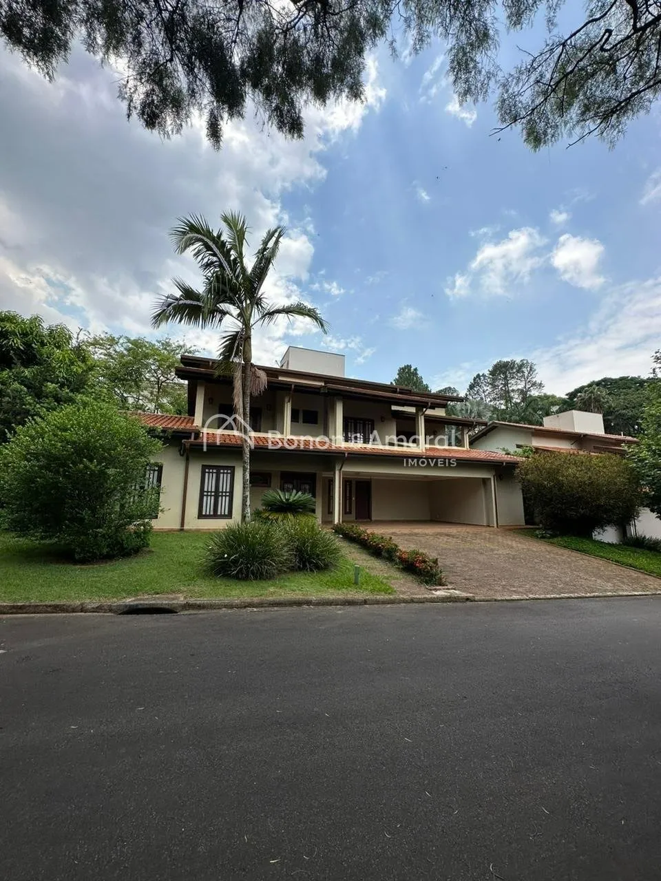 Imagem Casa em Condomínio à venda, 04 suítes, salas integradas, 393 m² Sítios de Recreio Gramado