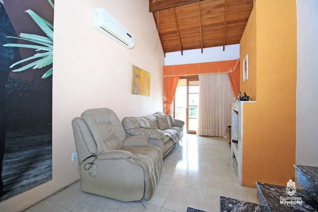 Imagem Casa Condominio para Venda - 320m², 3 dormitórios, sendo 2 suites, 3 vagas