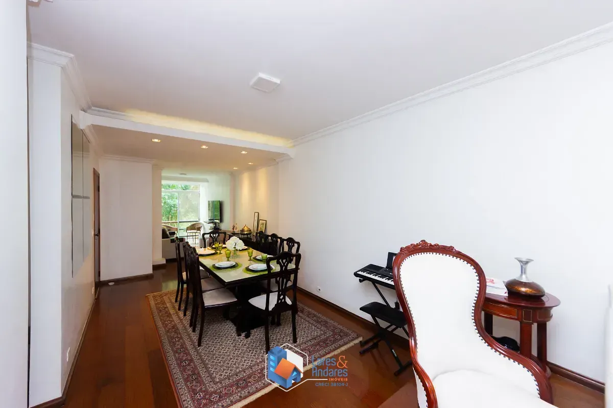 Imagem Casa para venda em Alto da Boa Vista com 4 quartos, sendo 2 suítes, 303m²
