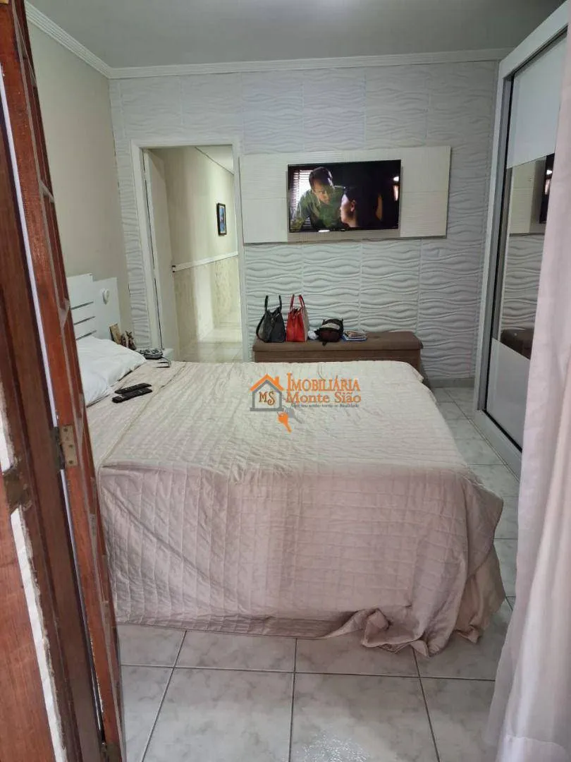 Imagem Sobrado com 3 dormitórios à venda, 300 m² por R$ 1.200.000,00 - Jardim Santa Mena - Guarulhos/SP