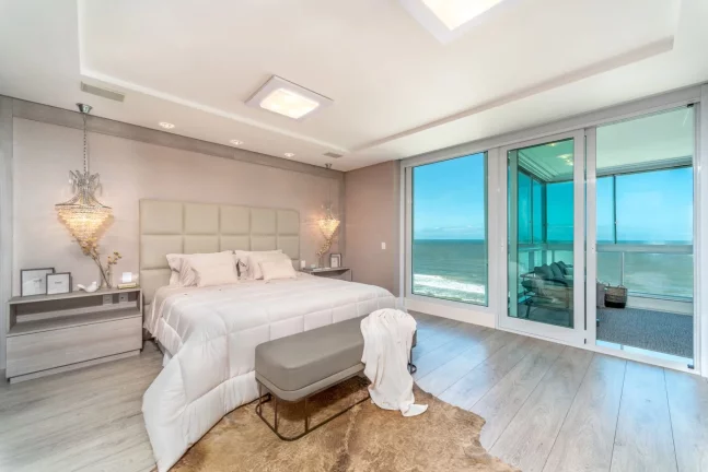 Imagem Apartamento Frente Mar para Venda em Balneário Camboriú, CENTRO, 4 dormitórios, 4 suítes, 5 banheiros, 4 vagas