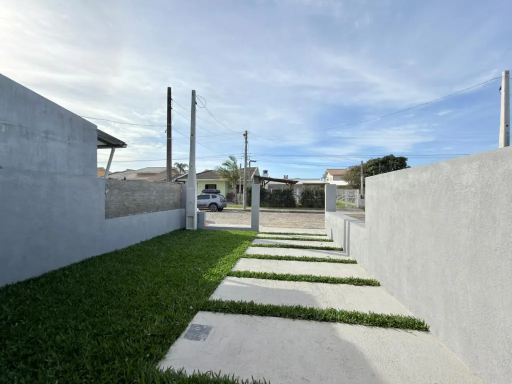 Imagem Casa 2 Dormitórios - Bairro Capão Novo