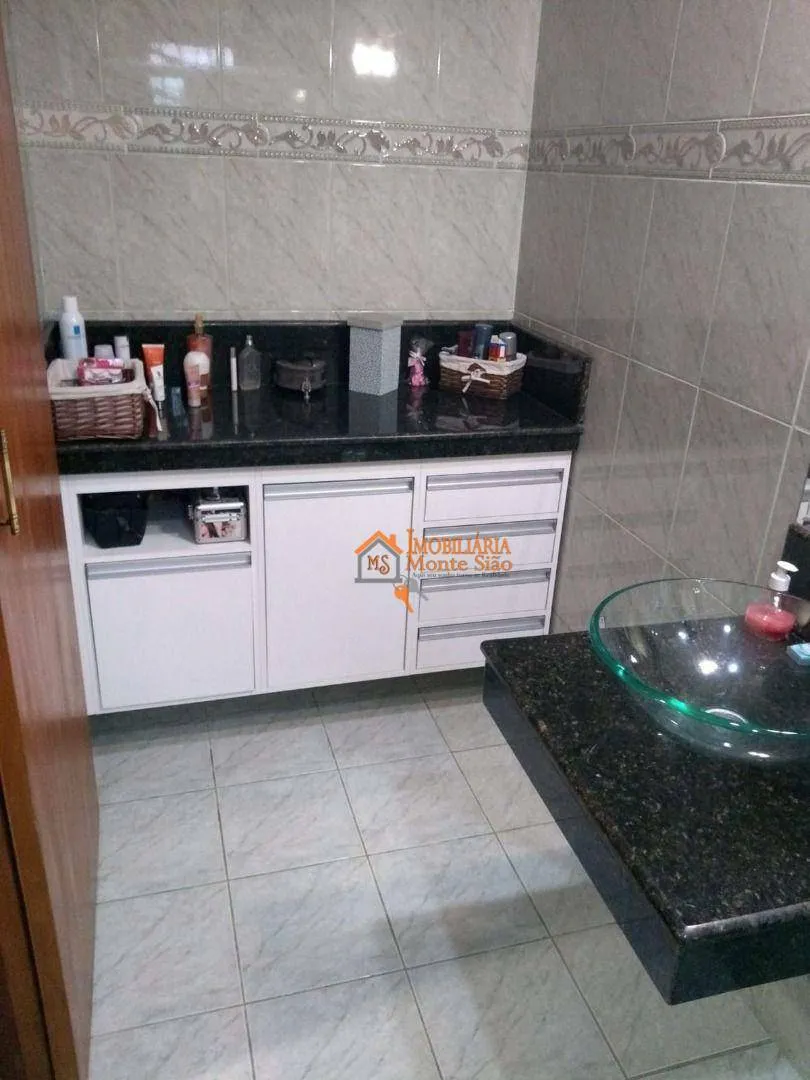 Imagem Sobrado com 3 dormitórios à venda, 191 m² por R$ 780.000,00 - Jardim Santa Clara - Guarulhos/SP