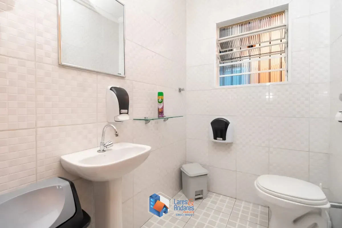 Imagem Casa comercial para venda em Interlagos, 265m²