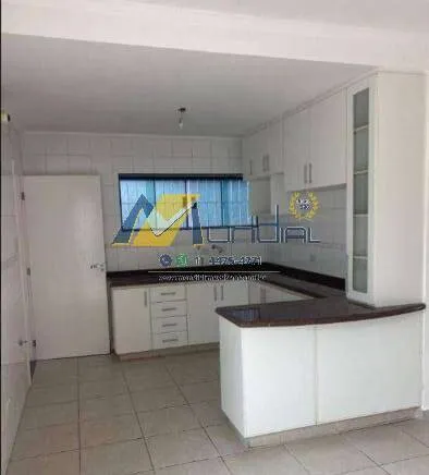 Imagem Alugo Sobrado Comercial em Santo André, Casa Branca
