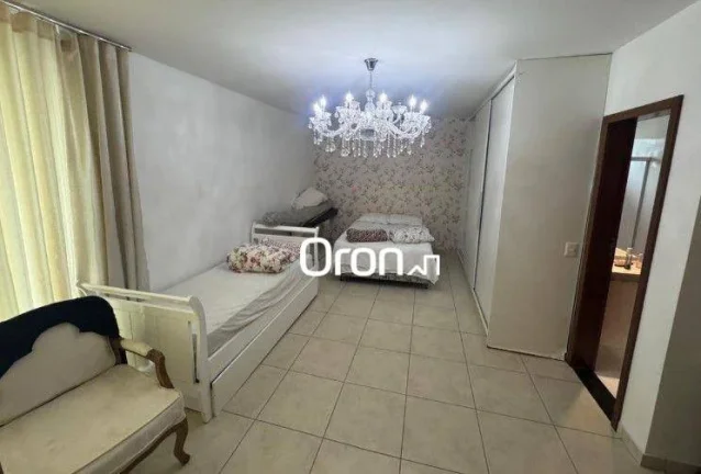Imagem Sobrado com 3 dormitórios à venda, 338 m² por R$ 2.700.000,00 - Jardins Madri - Goiânia/GO
