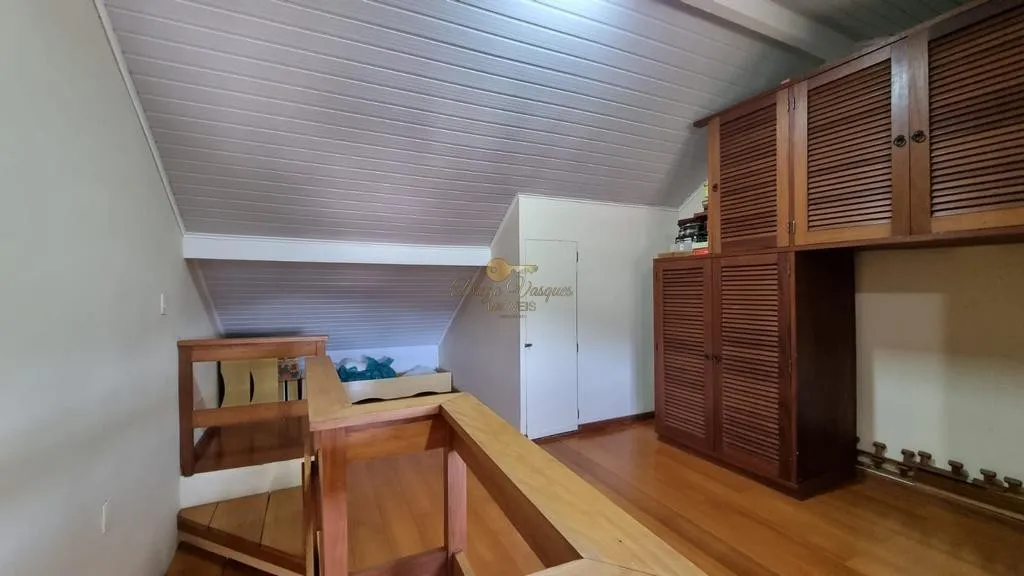 Imagem Casa em Condomínio para Venda em Teresópolis / RJ no bairro Cascata Guarani
