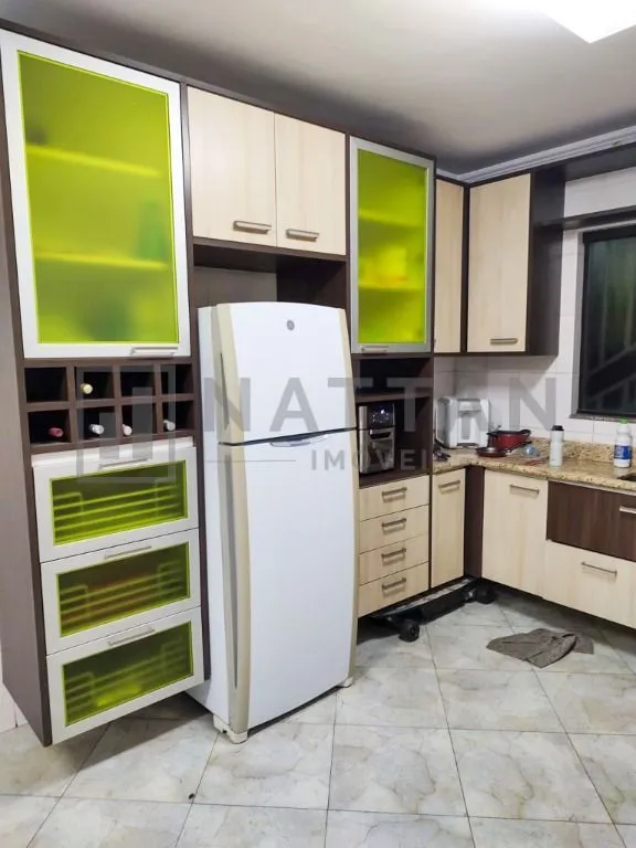 Imagem Sobrado Amplo com 153m² e Suíte com Closet na Vila Califórnia | 4 Vagas, Quintal com Churrasqueira e Permuta!