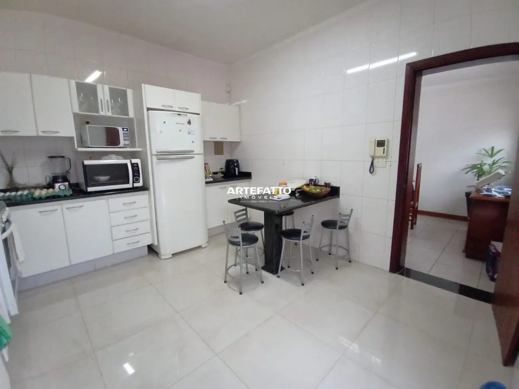 Imagem Sobrado à venda em Franca, Jardim Flórida, com 3 quartos, 380m2