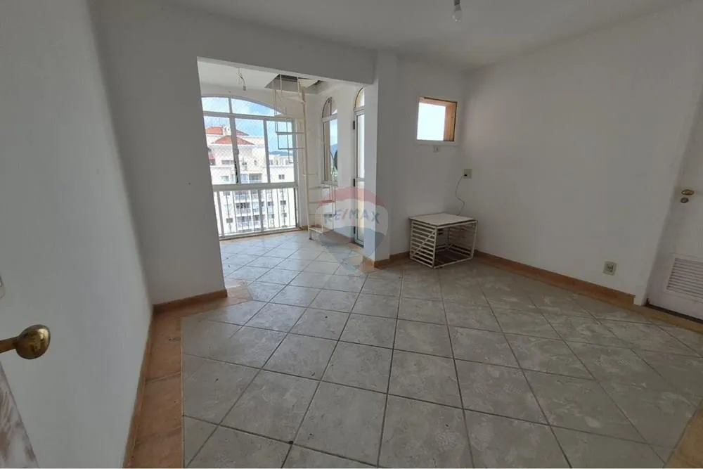 Imagem COBERTURA LINEAR NO CONDOMINIO NOVA BARRA RECREIO DOS BANDEIRANTES 2 QUARTOS 140m2