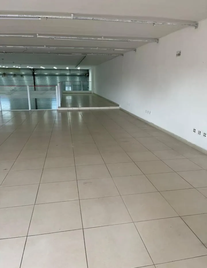 Imagem Comercial para Locação 1460M², Centro, Pindamonhangaba - SP