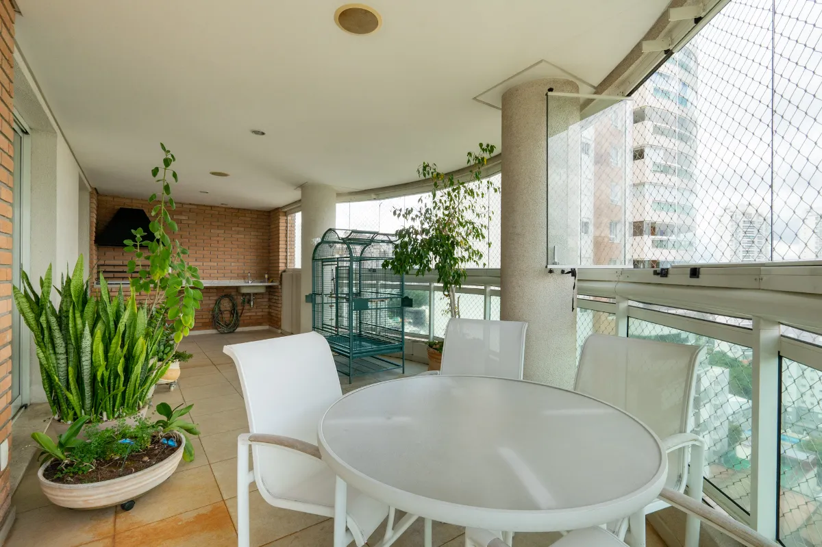 Imagem Apartamento para venda em Vila Andrade com 3 quartos, sendo 3 suítes, 260m2