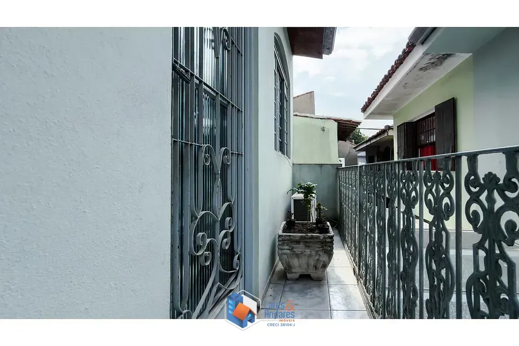 Imagem Casa à venda 5 Quartos 1 Suite 2 Vagas 171M² Jaguaré São Paulo - SP