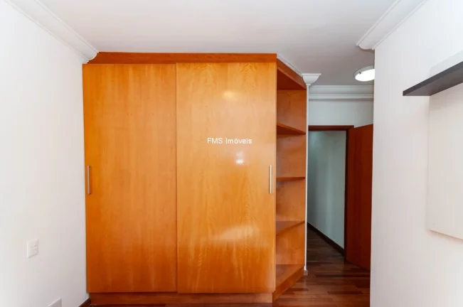 Imagem Apartamento para Locação em Pinheiros, com 2 Quartos sendo 1 Suíte, 2 Vagas, 75m².