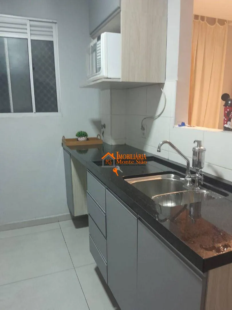Imagem Apartamento com 2 dormitórios à venda, 45 m² por R$ 270.000 - Água Chata - Guarulhos/SP