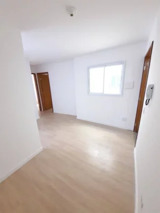 Imagem Apartamento com 2 dormitórios à venda, 42 m² por R$ 240.000,00 - Vila Pires - Santo André/SP