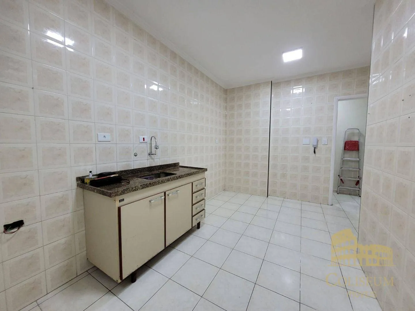 Imagem Apartamento com 2 dormitórios à venda, 83 m² por R$ 430.000,00 - Vila Assunção - Praia Grande/SP