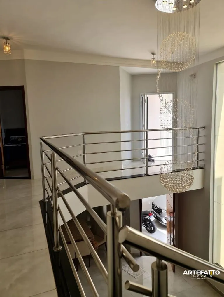 Imagem Sobrado com 3 suítes no bairro Jardim João Liporoni