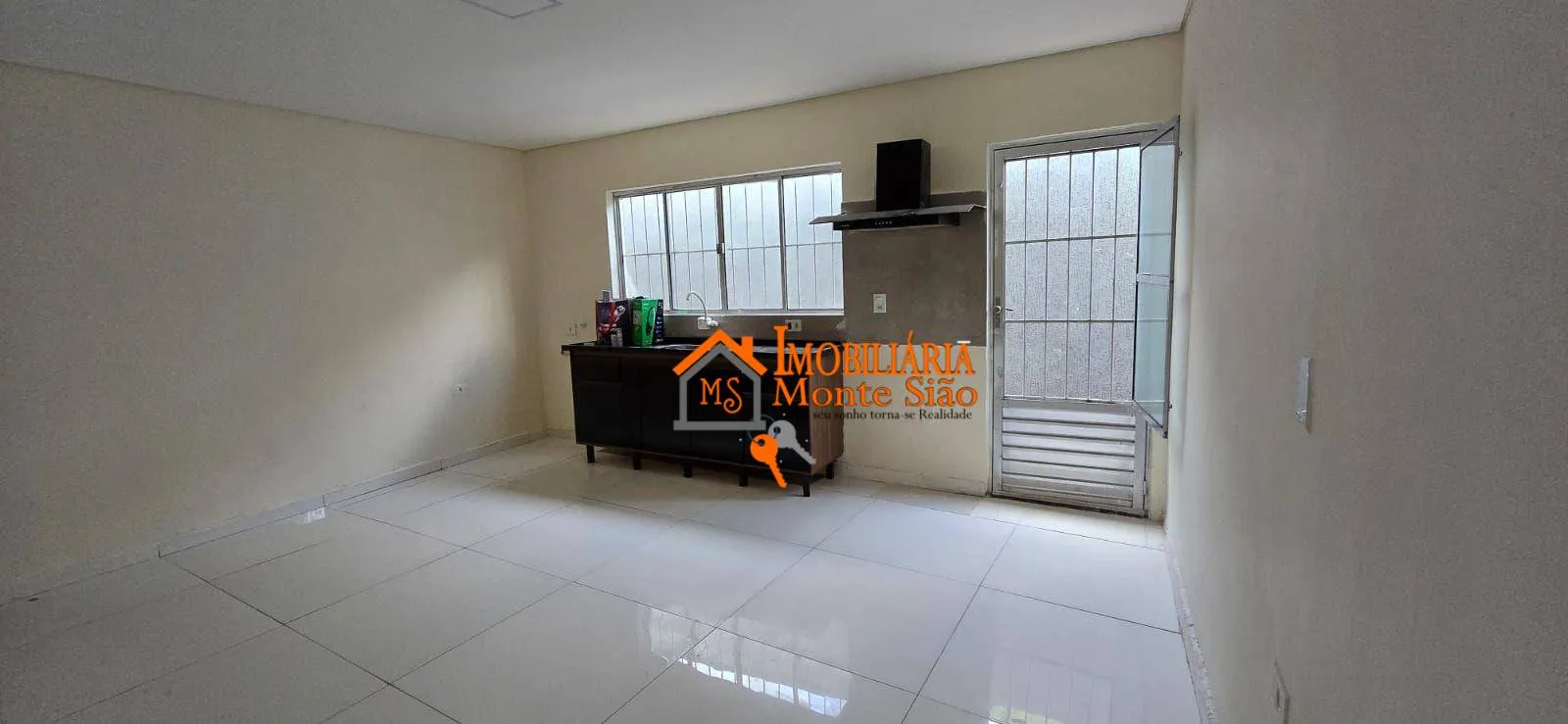 Imagem Casa com 2 dormitórios à venda, 140 m² por R$ 393.000,00 - Parque Residencial Bambi - Guarulhos/SP