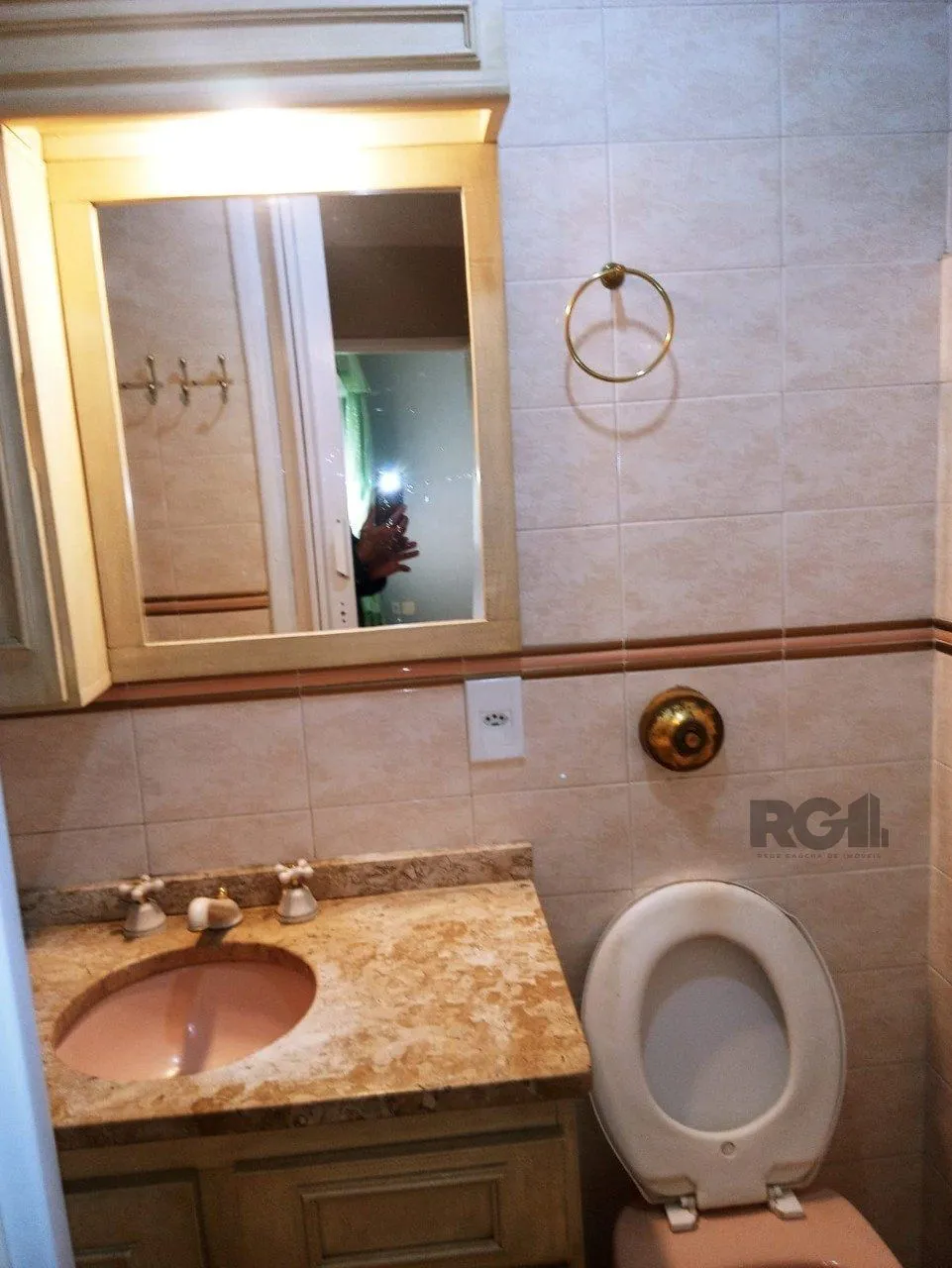 Imagem Apartamento 2 quartos, 2 banheiros e garagem na Cidade Baixa.